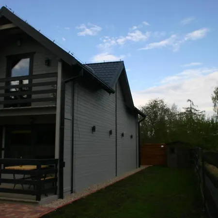 Elmak Domki Caloroczne