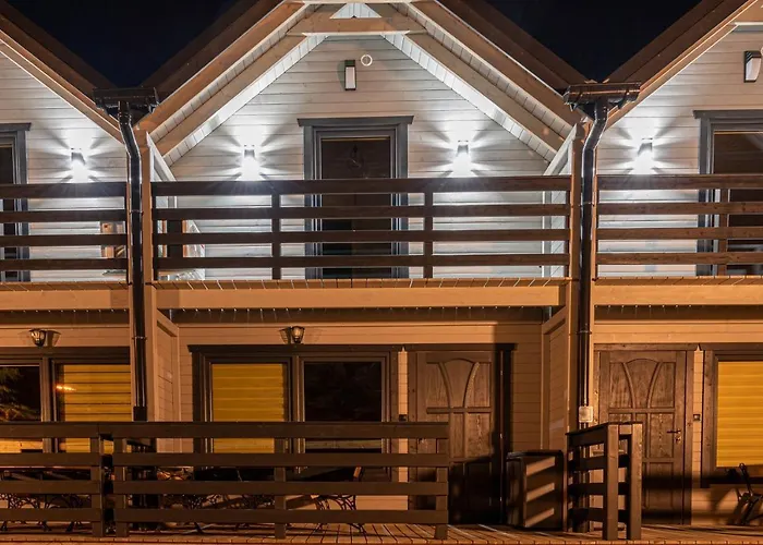 Elmak Domki Caloroczne