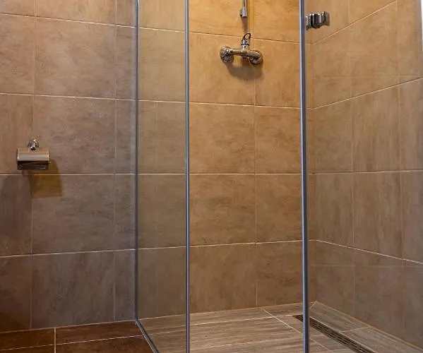 Elmak Domki Caloroczne