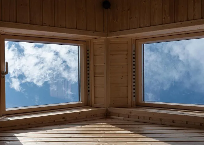 Elmak Domki Caloroczne *